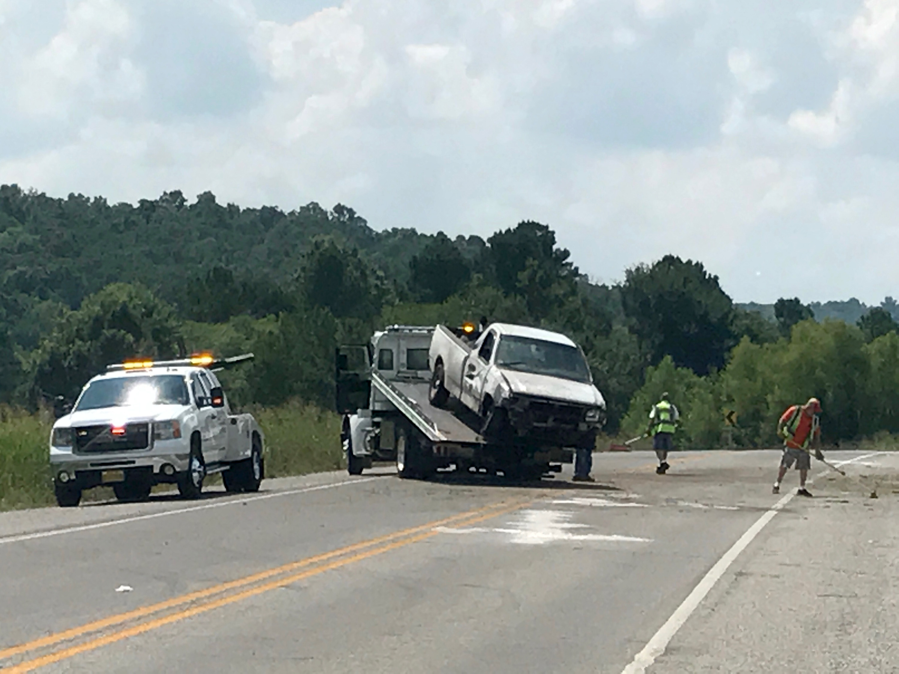 One person dead after Fayetteville crash NWADG