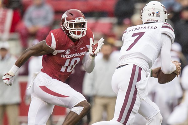 WholeHogSports - Tech QB puts up video-game stats