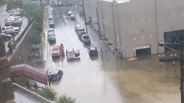 PHOTO: Downpour floods streets in Little Rock area