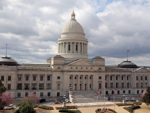 Body of late Treasurer Mark Lowery to lie in state at Arkansas Capitol Friday - Vimarsana News