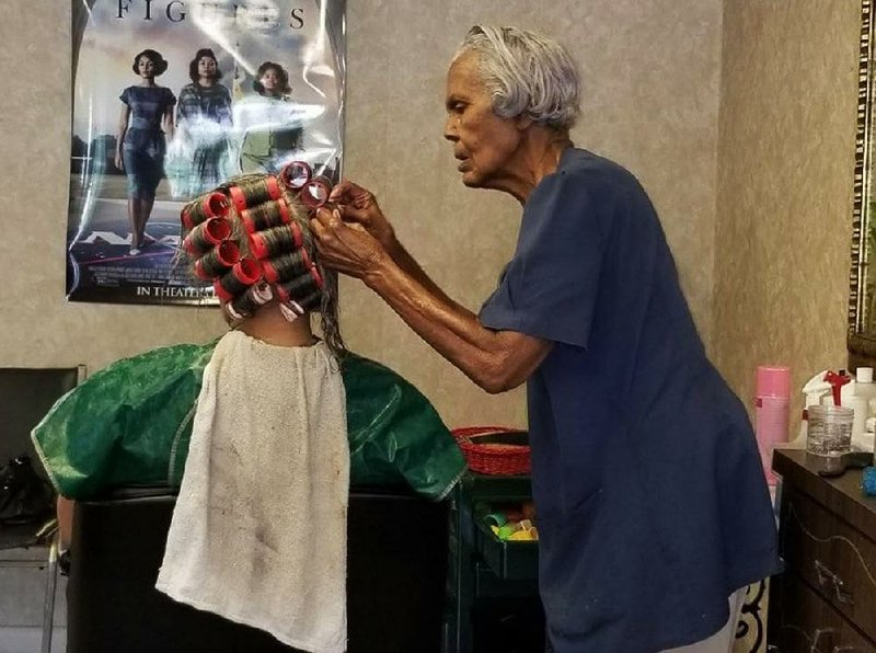 Memphis Hairstylist Nears 100 Set To Retire