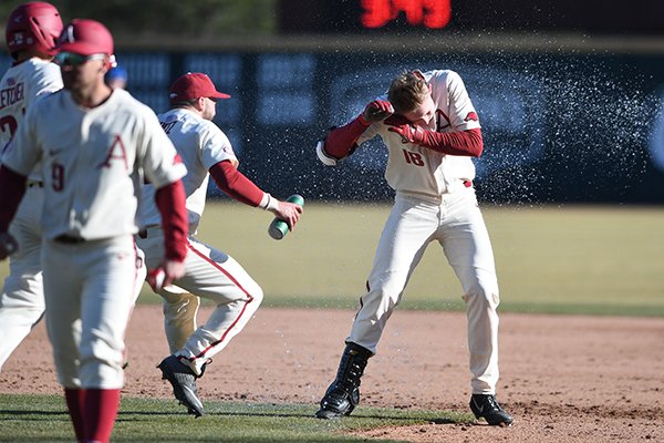 WholeHogSports - Van Horn proud of his squad