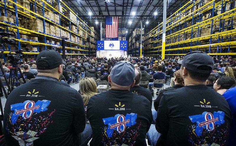 Walmart touts new fashion hub