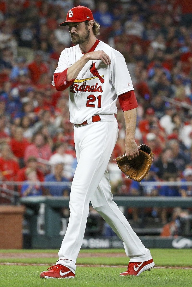 Cardinals lose 8-2 to Cubs, magic number down to 2