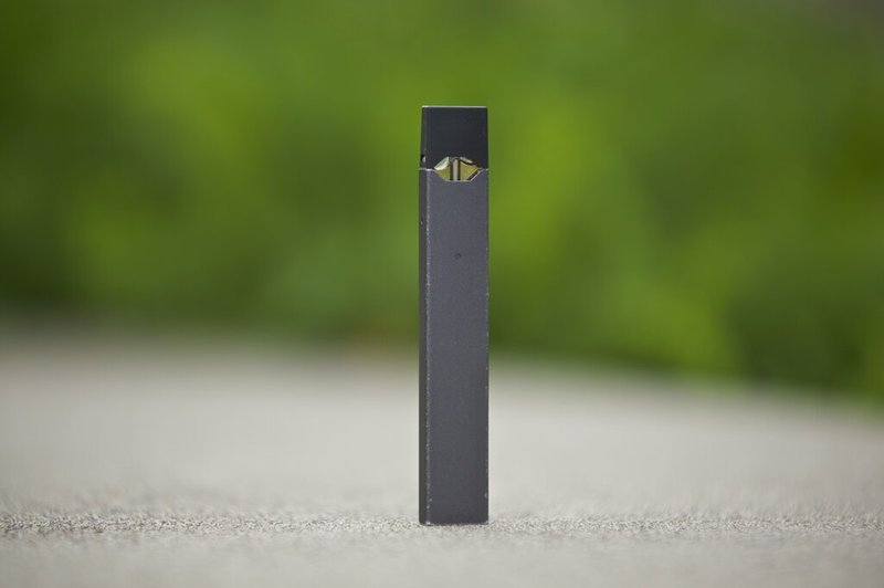 Us Teen Vaping Numbers Climb Fueled By Juul Mint Flavor