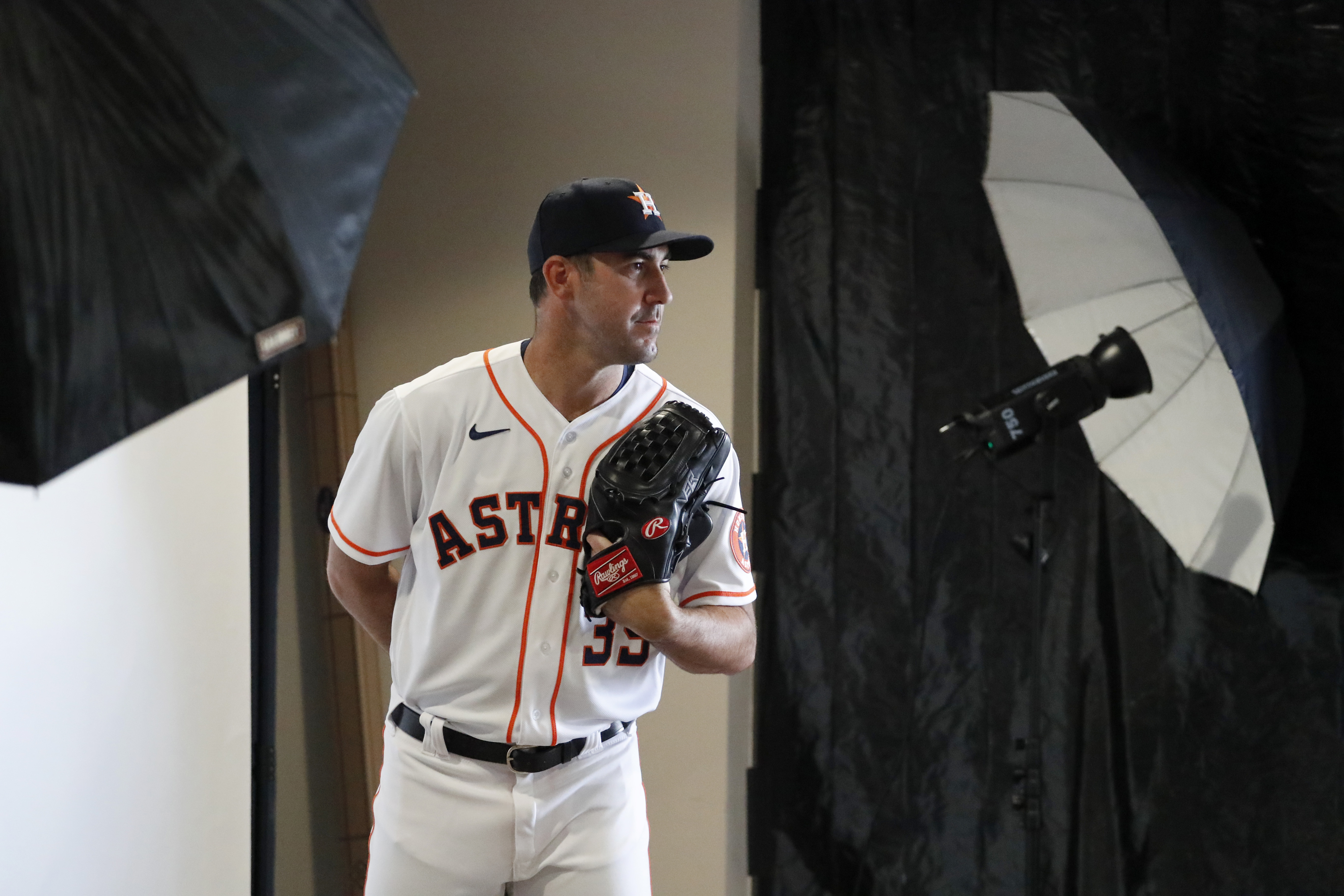 Astros' Justin Verlander 'feeling great,' plans to keep pitching