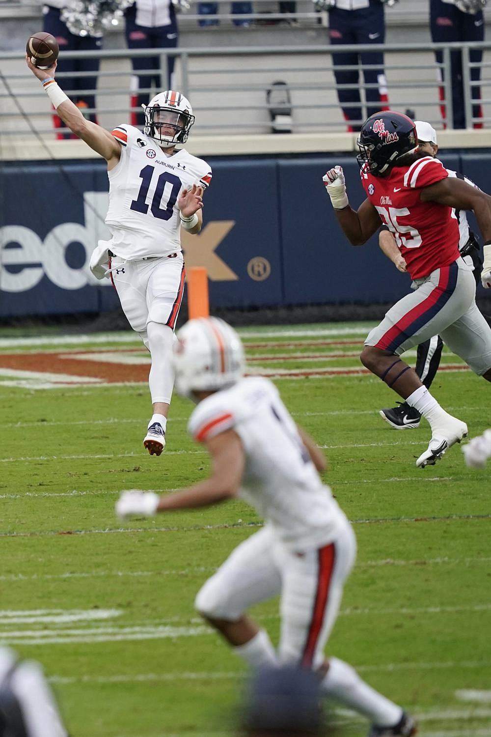 Auburn QB Bo Nix to have season-ending ankle surgery