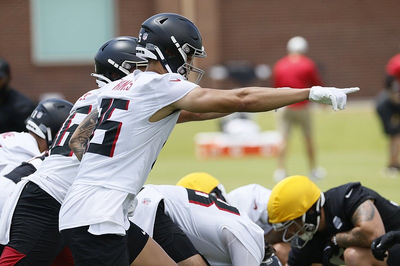 Former UGA TE John Fitzpatrick catches TD in training camp for Falcons