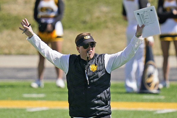 Eli Drinkwitz's new Mizzou contract raises salary to $6 million in '23, $7  million in '27