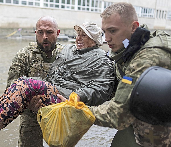 Ukraine says it retook village - Vimarsana News