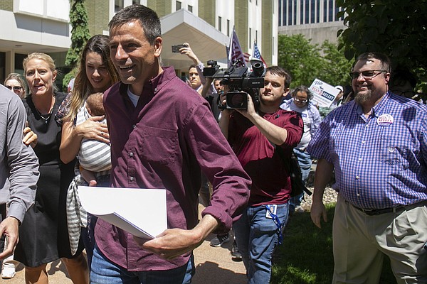 Former gubernatorial hopeful guilty in riot - Vimarsana News