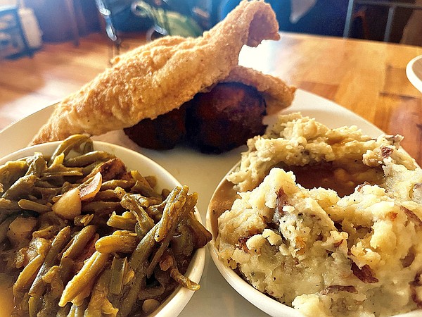 Screen Door Kitchen in Dayton, Tennessee, attracts customers with varied menu, homey surroundings - Vimarsana News