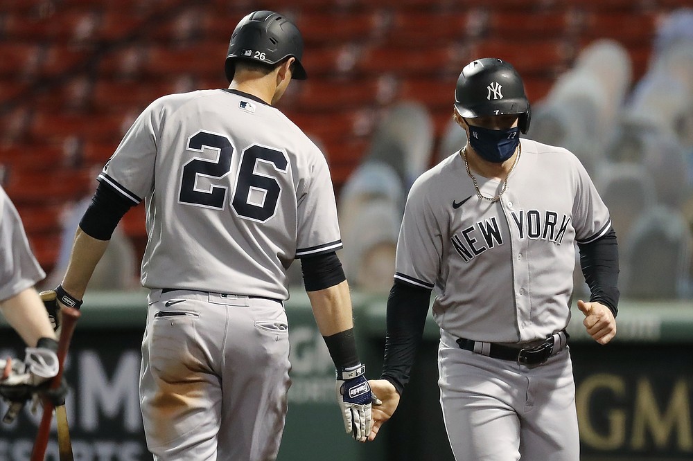 Ex-Padres Ty France, Luis Torrens keep San Diego from clinching as Mariner  win