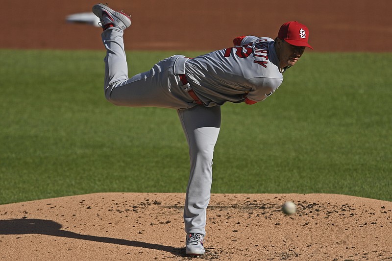 Paul DeJong makes memorable debut as Giants rally to beat Phillies