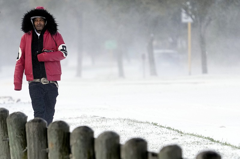 Photos: Ice coats Kansas City metro after freezing rain, sleet