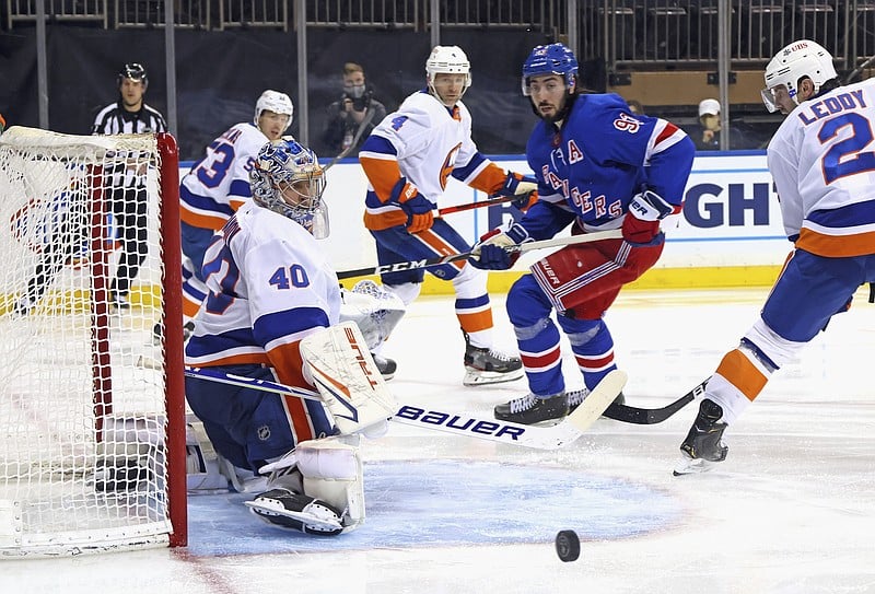 Winnipeg Jets V New York Islanders by Bruce Bennett