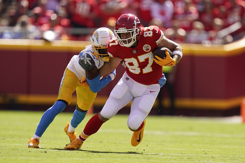 Chargers gamble, drive back Chiefs