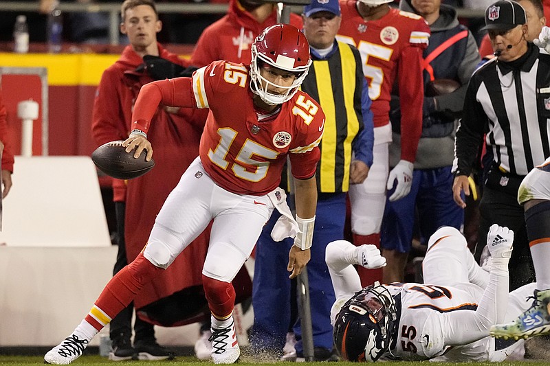 Chiefs vs. Broncos final score, results: KC's Patrick Mahomes