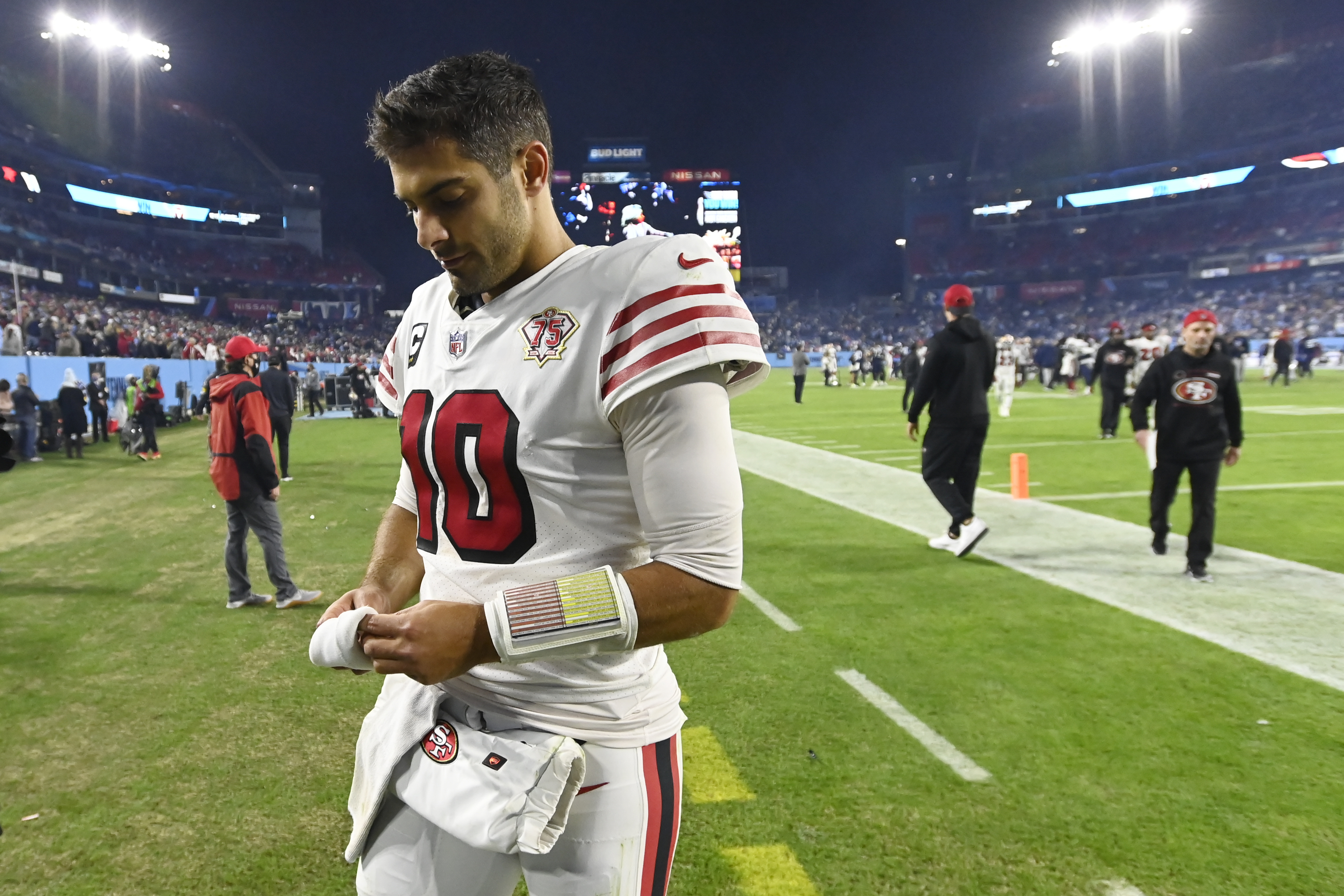 49ers QB Jimmy Garoppolo (thumb) returns to practice on limited basis