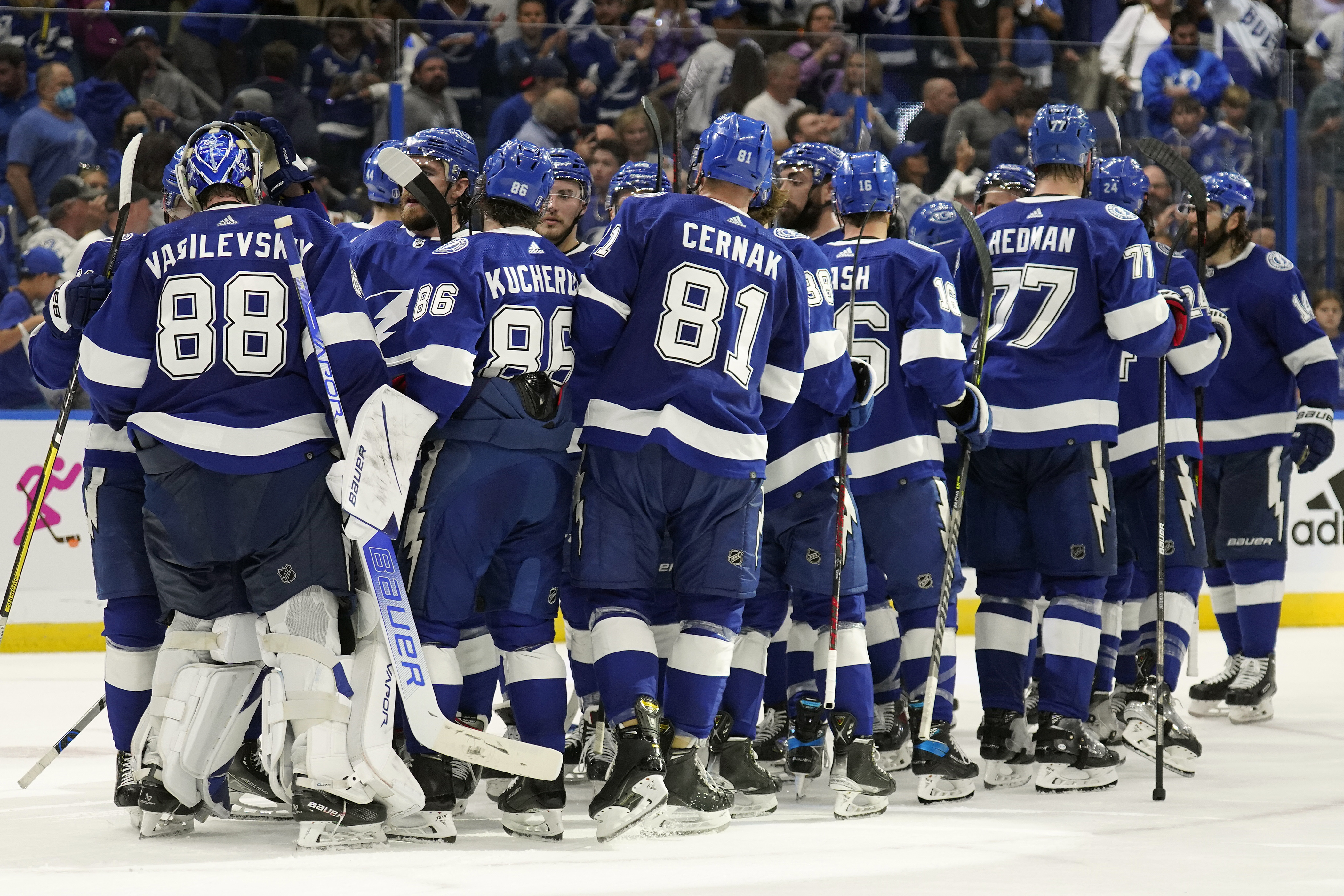 Tampa Bay Lightning Injury Update: Steven Stamkos, Pat Maroon out