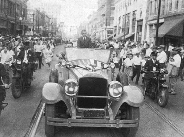 Lindbergh visited Little Rock after his transatlantic flight - Vimarsana News