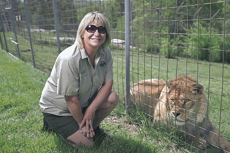 Tanya Smith offers refuge for exotic animals at Turpentine Creek - Vimarsana News