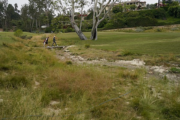 Barranca a broad hurdle at LA club - Vimarsana News