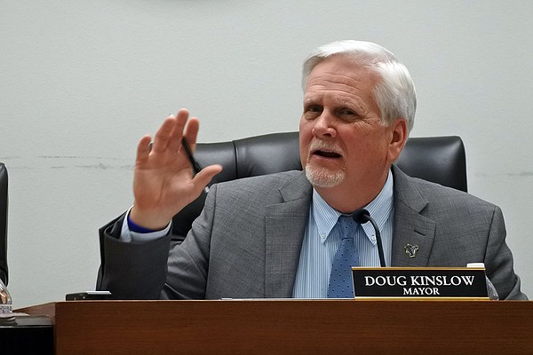 Greenwood mayor authorizes tighter water use restrictions in light of 'extreme hot weather' - Vimarsana News