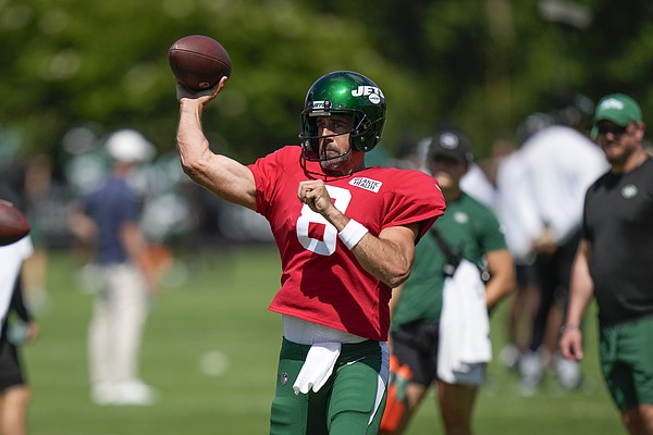 Jets QB defends OC, fires at Broncos coach - Vimarsana News