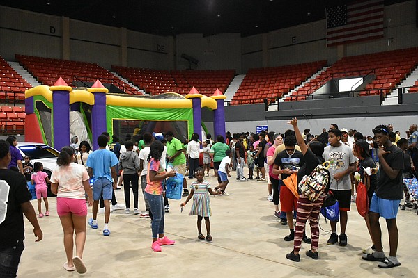 City celebrates National Night Out - Vimarsana News